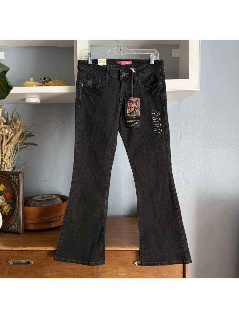 Vintage Y2K Levi's 518 Superlow Bootcut Jeans Low Rise Size 7 Short Black